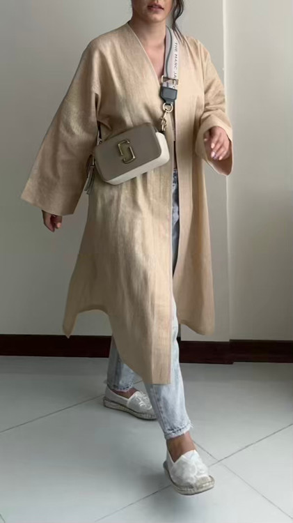 مانتو ژاکارد نمای جلو