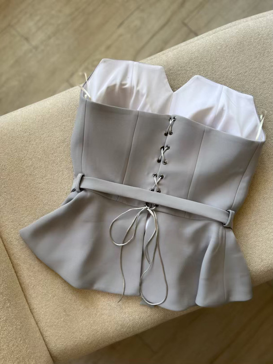 نیمتنه کرپ جزئیات