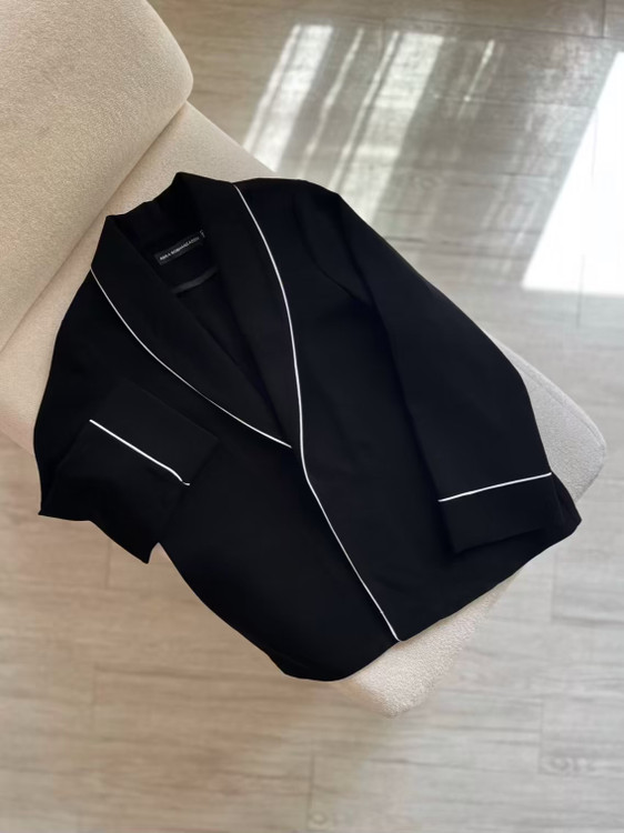 مانتو آرشال جزئیات