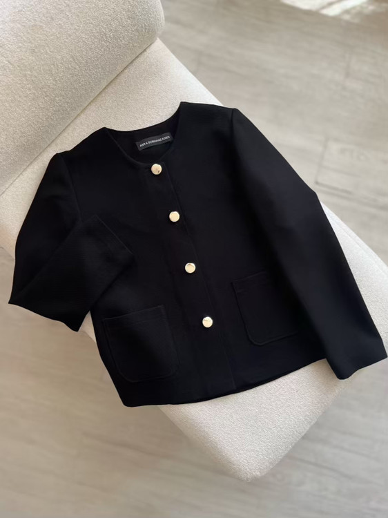 کت مینیمال نمای جلو