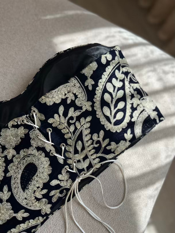 نیمتنه مخمل استایل