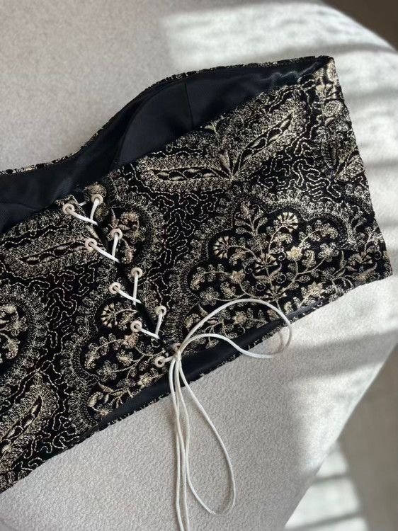 نیمتنه مخمل نمای کامل